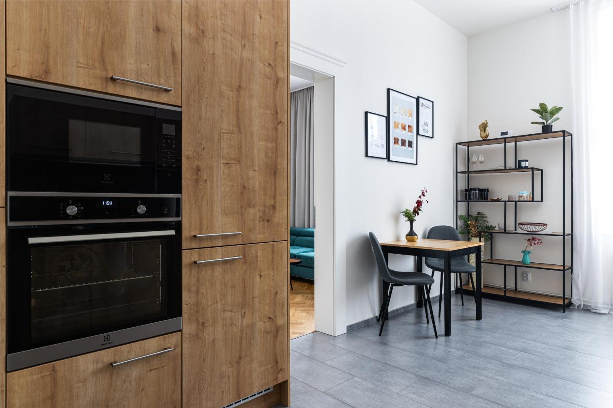 Stay2Gether City Buzz Apt - O2 Arena - Sleeps 6 Praha Exteriér fotografie